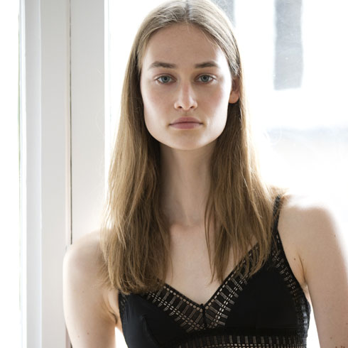 Photographe à Paris: Séance photo lingerie glamour avec Anna Roos par le photographe Antonio Barros, Paris